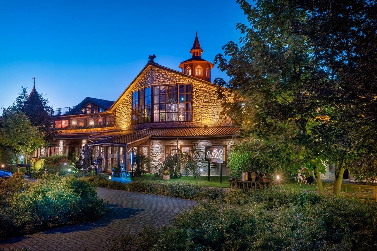 Wellnesshotel Seeschloesschen - Privat- Spa & Naturresort Senftenberg Extérieur photo