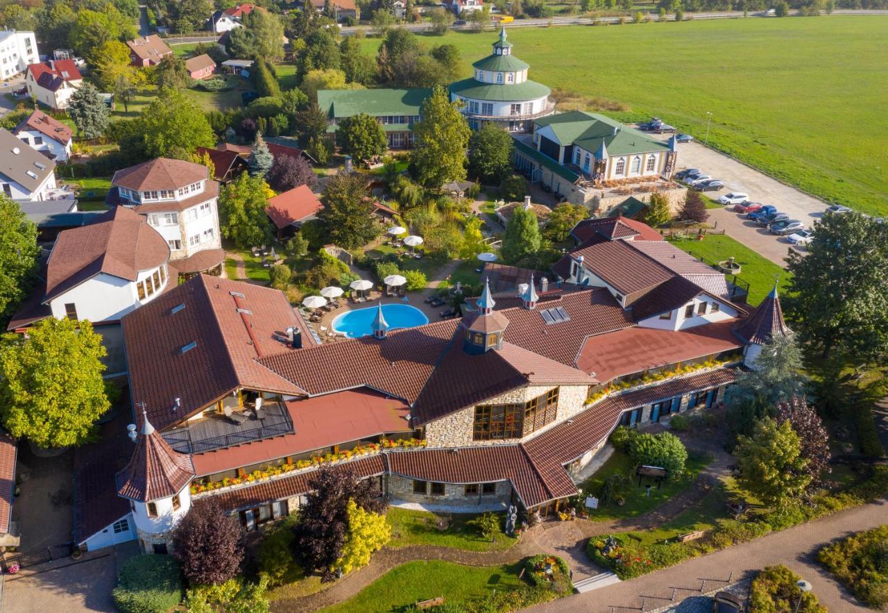 Wellnesshotel Seeschloesschen - Privat- Spa & Naturresort Senftenberg Extérieur photo