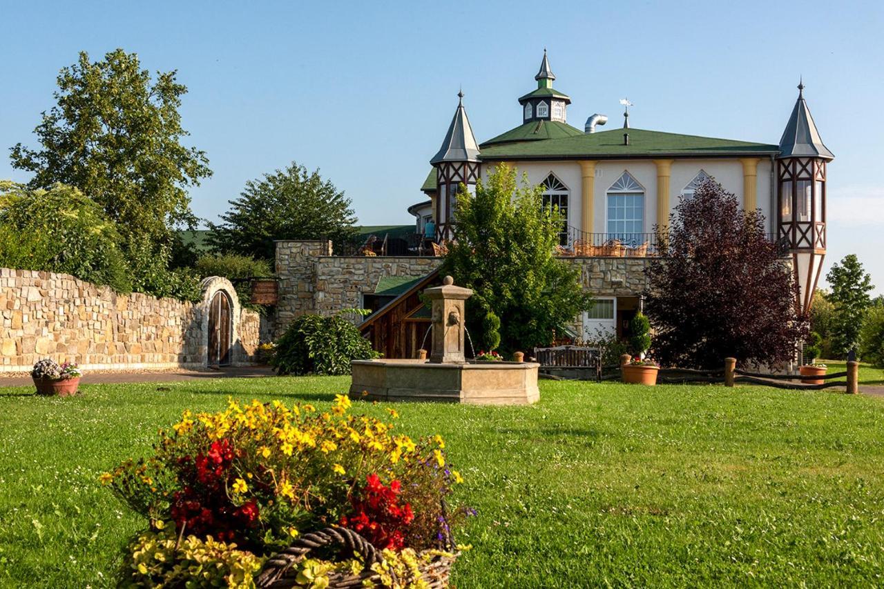Wellnesshotel Seeschloesschen - Privat- Spa & Naturresort Senftenberg Extérieur photo