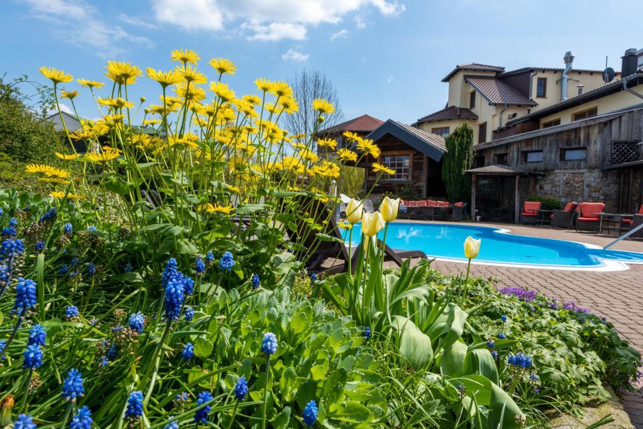 Wellnesshotel Seeschloesschen - Privat- Spa & Naturresort Senftenberg Extérieur photo