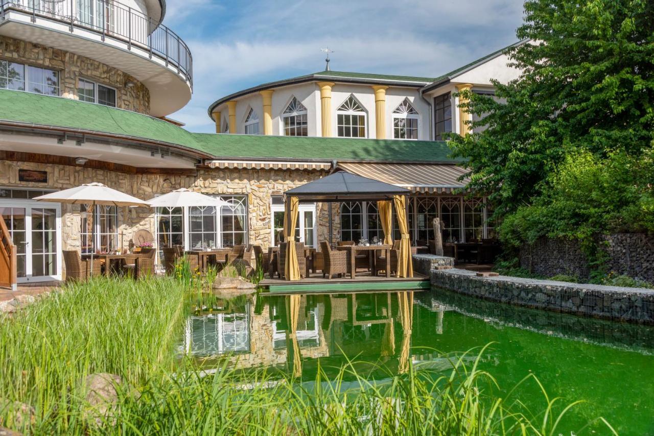 Wellnesshotel Seeschloesschen - Privat- Spa & Naturresort Senftenberg Extérieur photo